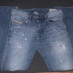 Diesel Mens Buster Regular Slim tapered W32-L32 Distressed